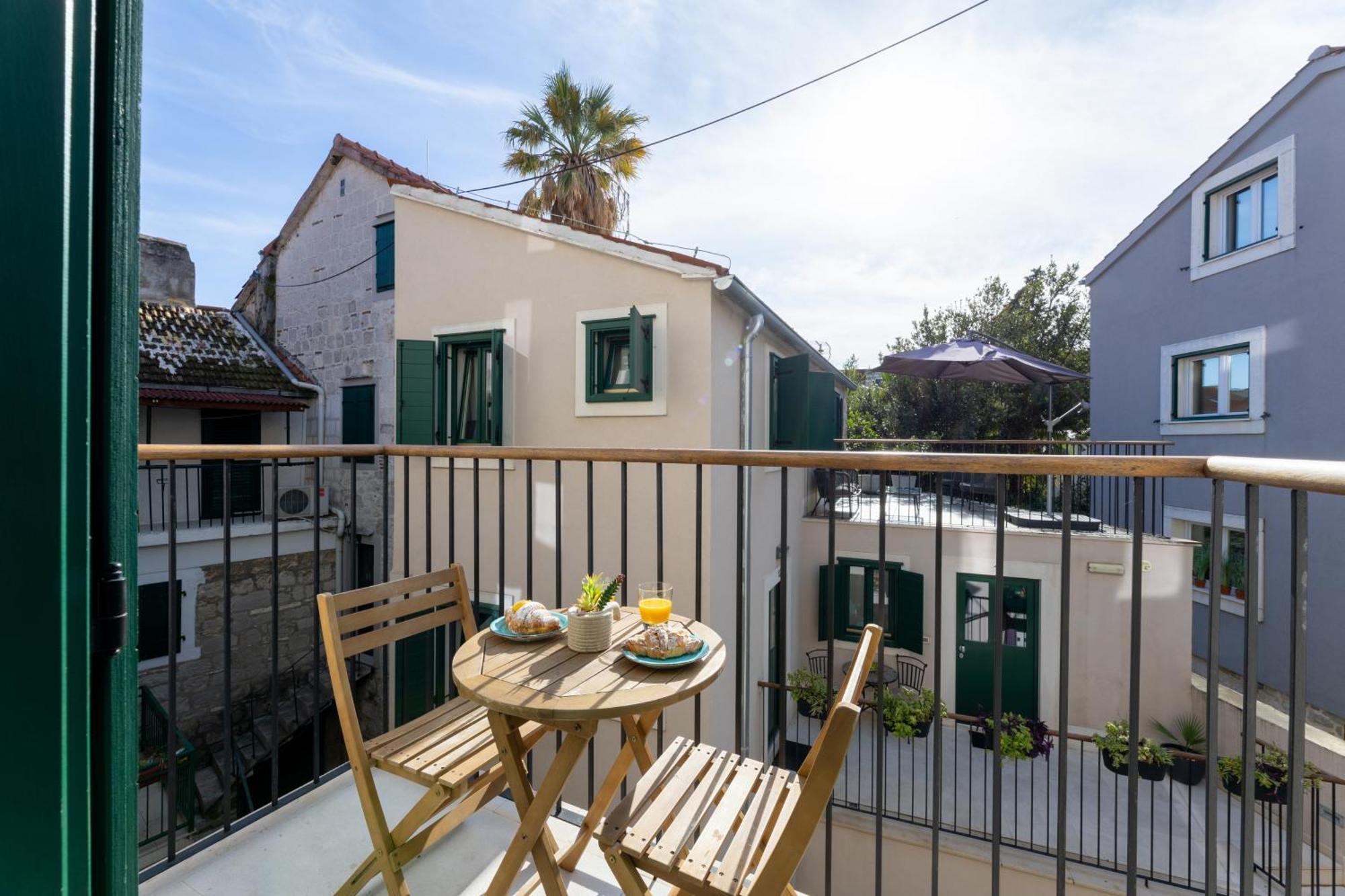 Apartments Korta Split Exterior photo