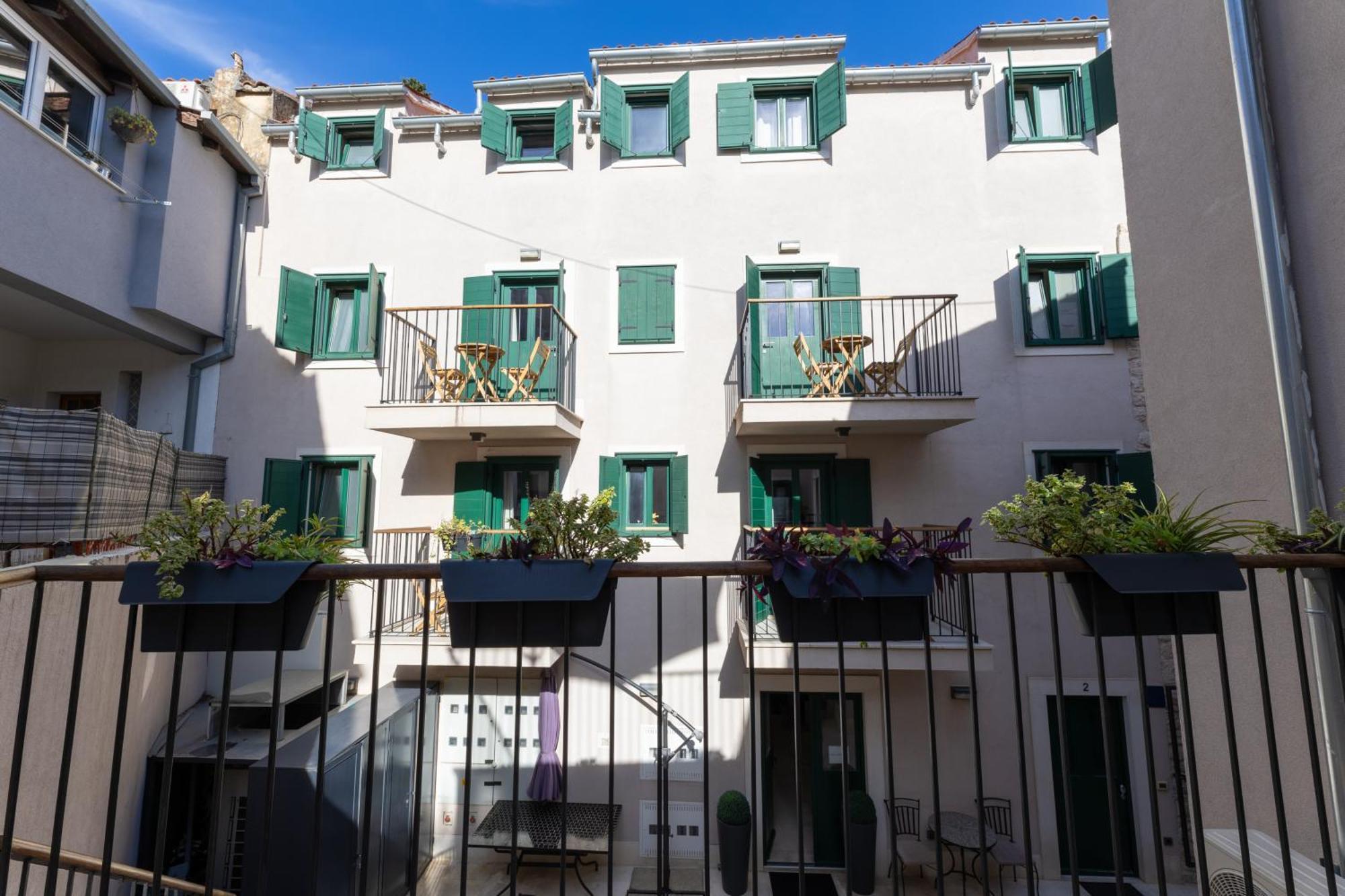 Apartments Korta Split Exterior photo